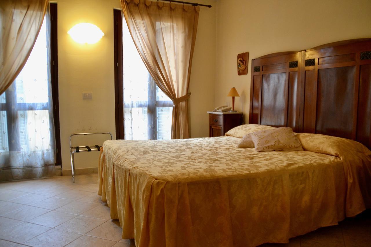 Hotel Italia Foligno Zewnętrze zdjęcie