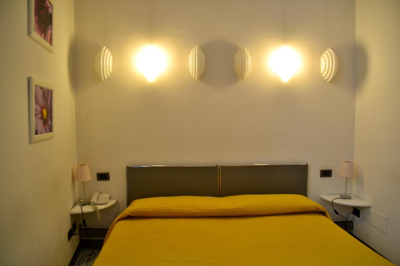 Hotel Italia Foligno Zewnętrze zdjęcie