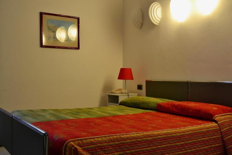 Hotel Italia Foligno Zewnętrze zdjęcie